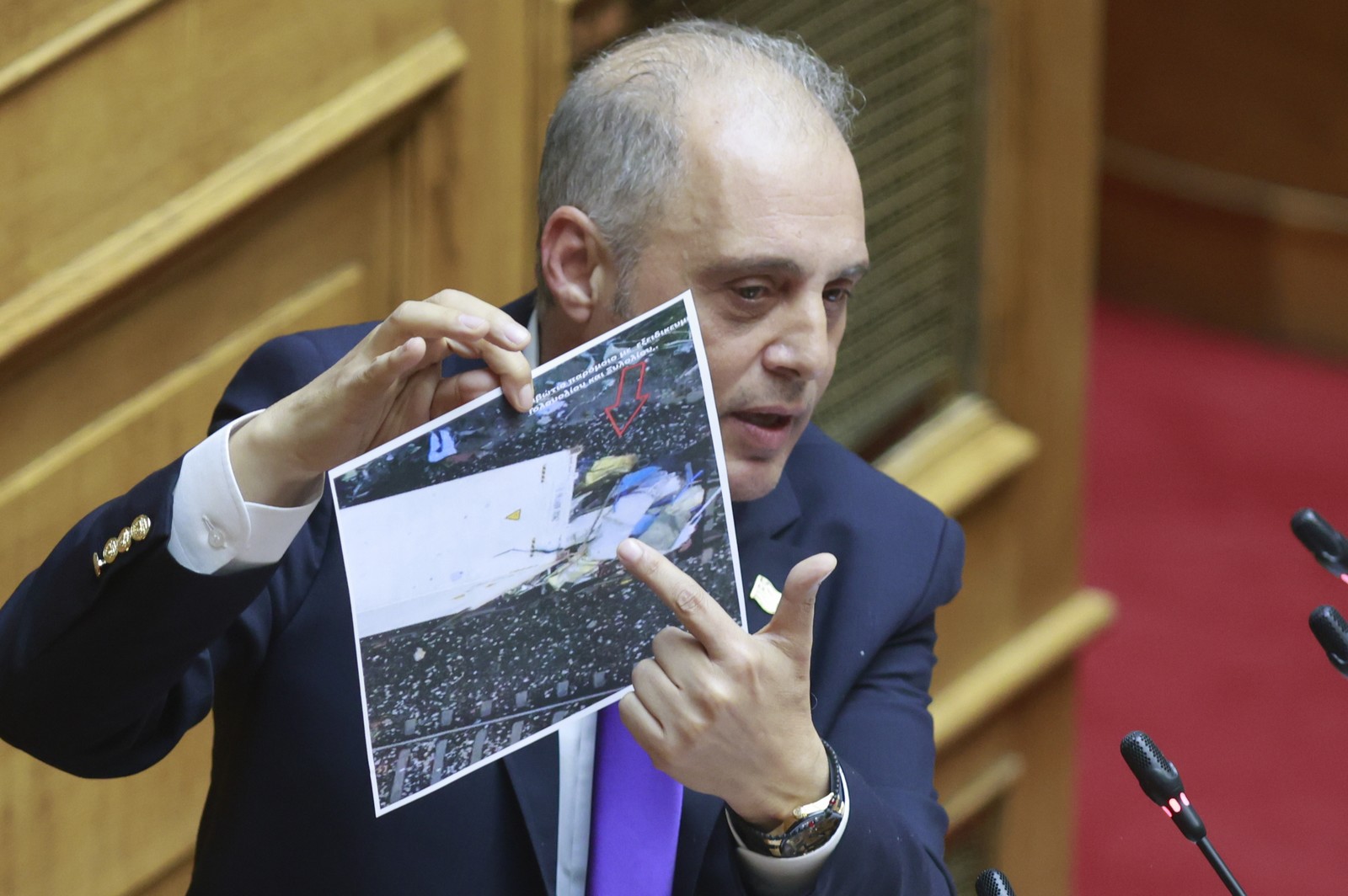 βελόπουλος: άρση της ασυλίας του προτείνει η επιτροπή δεοντολογίας