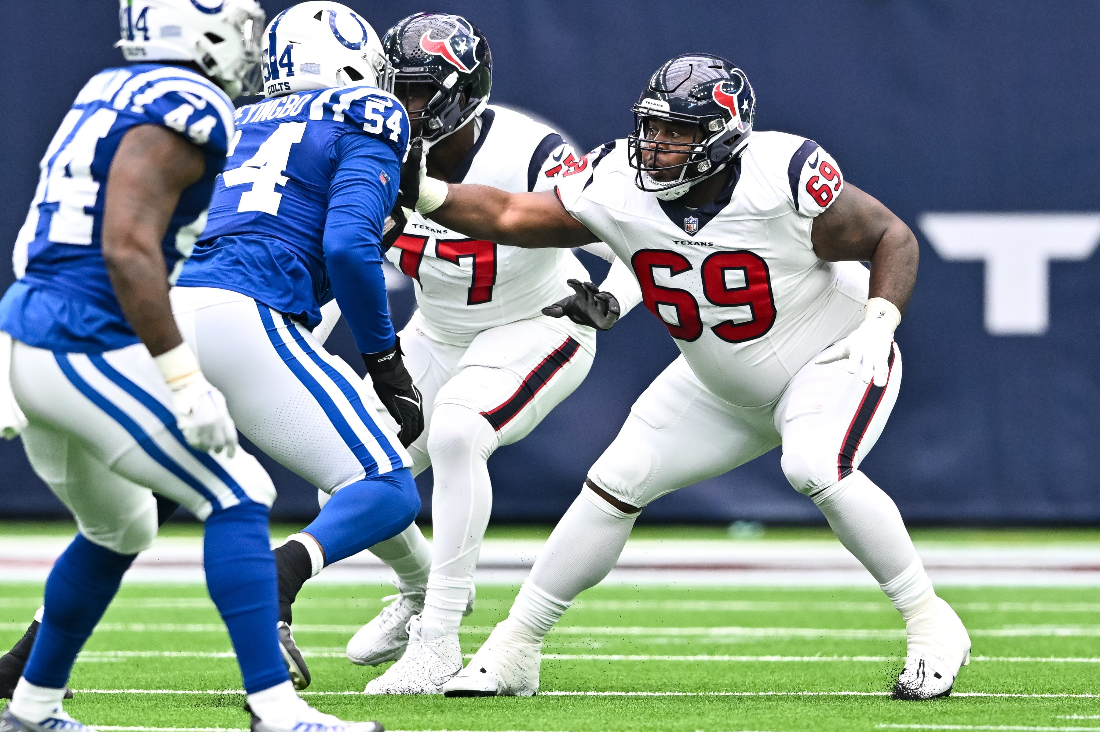 how the texans created $6.4 million in shaq mason's restructured contract