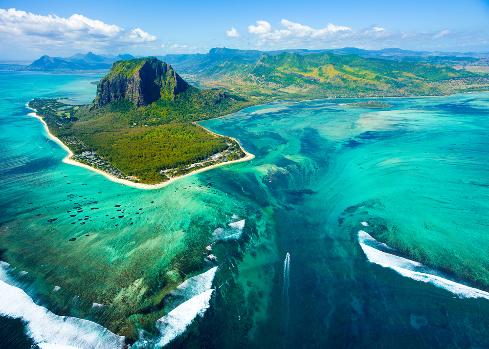 <p>The only way to see this natural phenomenon in all of its glory is from above, by sea plane or helicopter. The nation’s airline, Air Mauritius offers year-round flight tours that offer the best view of the waterfall.</p>  <p>You can partially see it from a mountain top as well.</p>