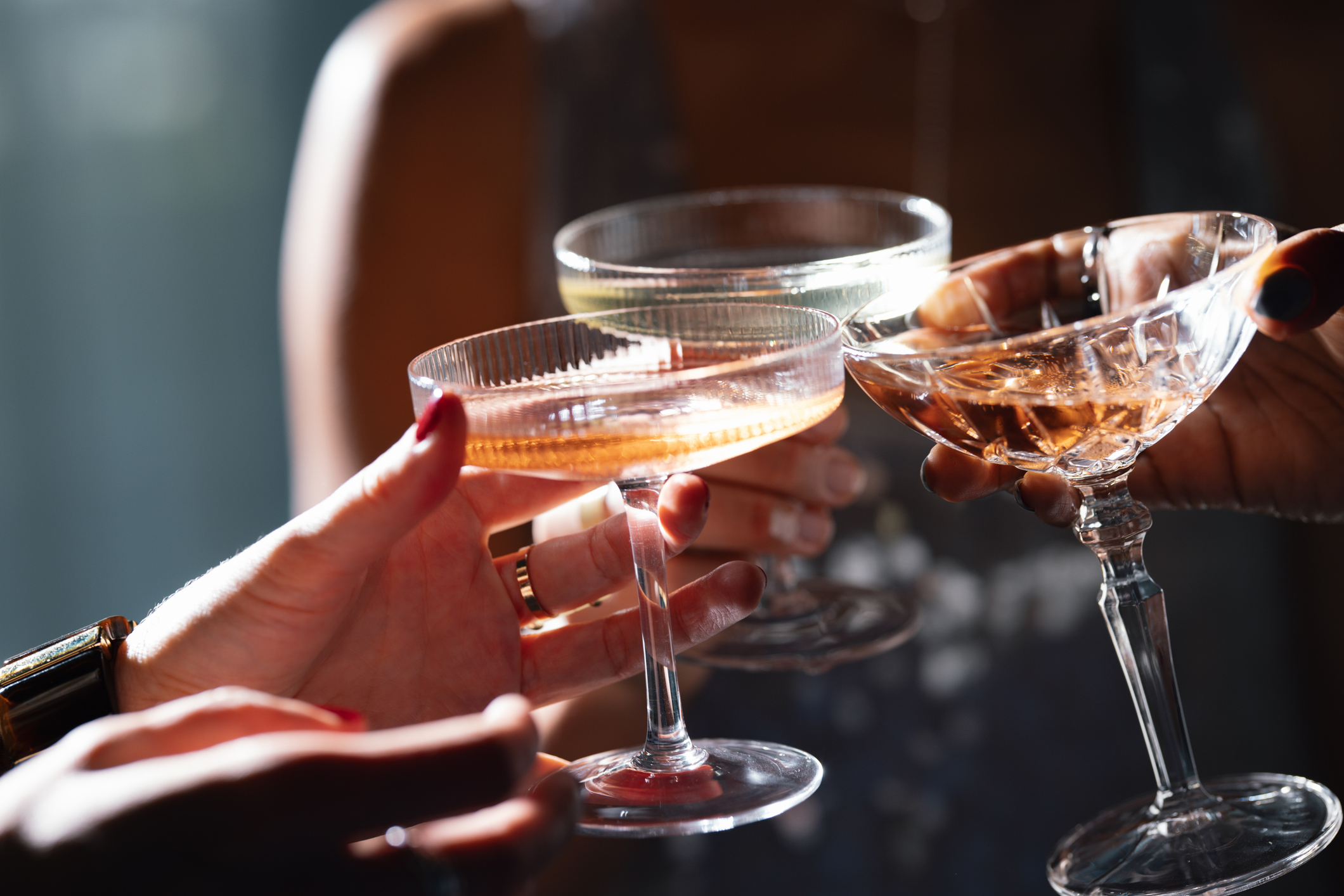 more than one alcoholic drink a day raises heart disease risk for women