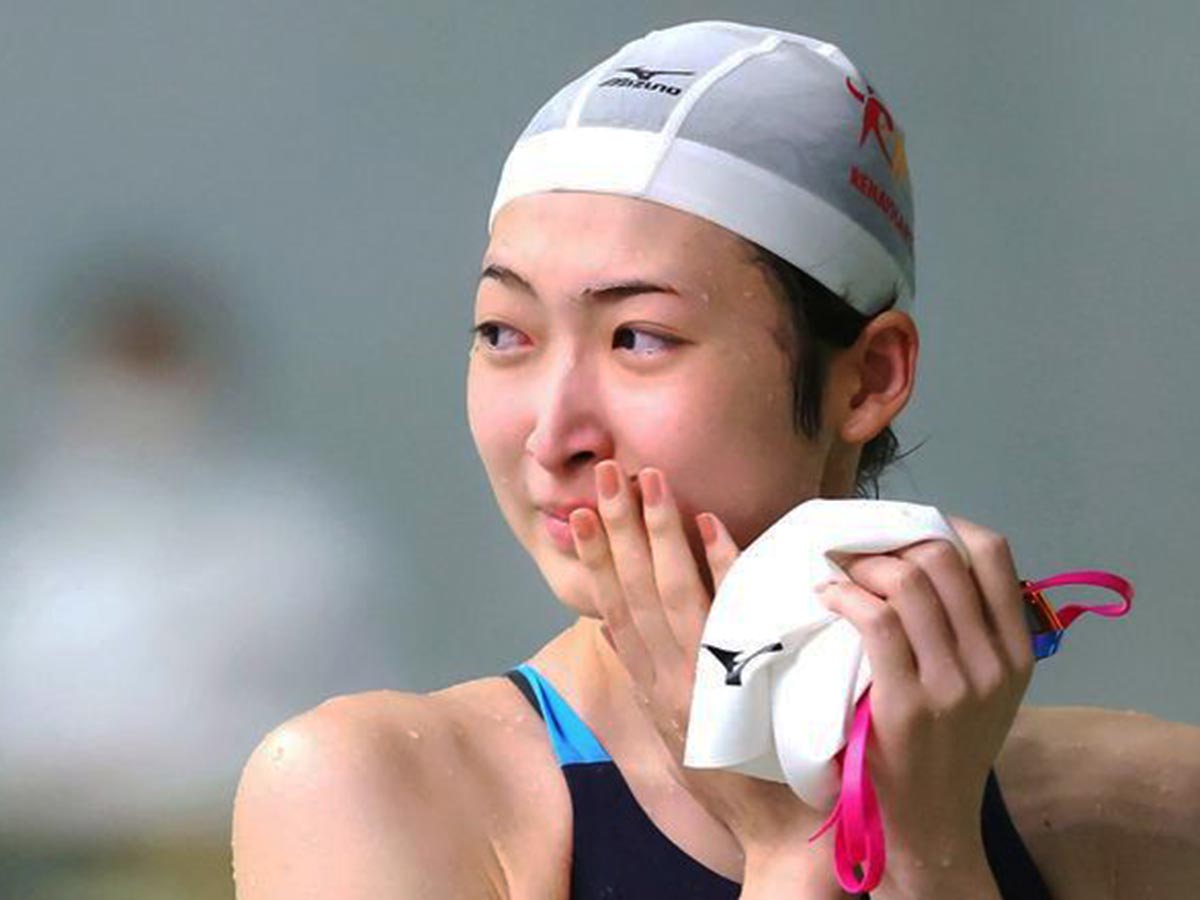 rikako ikee superó la leucemia y en parís 2024 va con japón en 100 metros mariposa