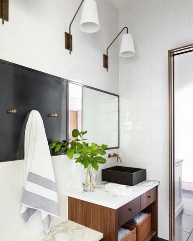 i can’t afford a bathroom remodel, so here are 4 ways i’m making it work