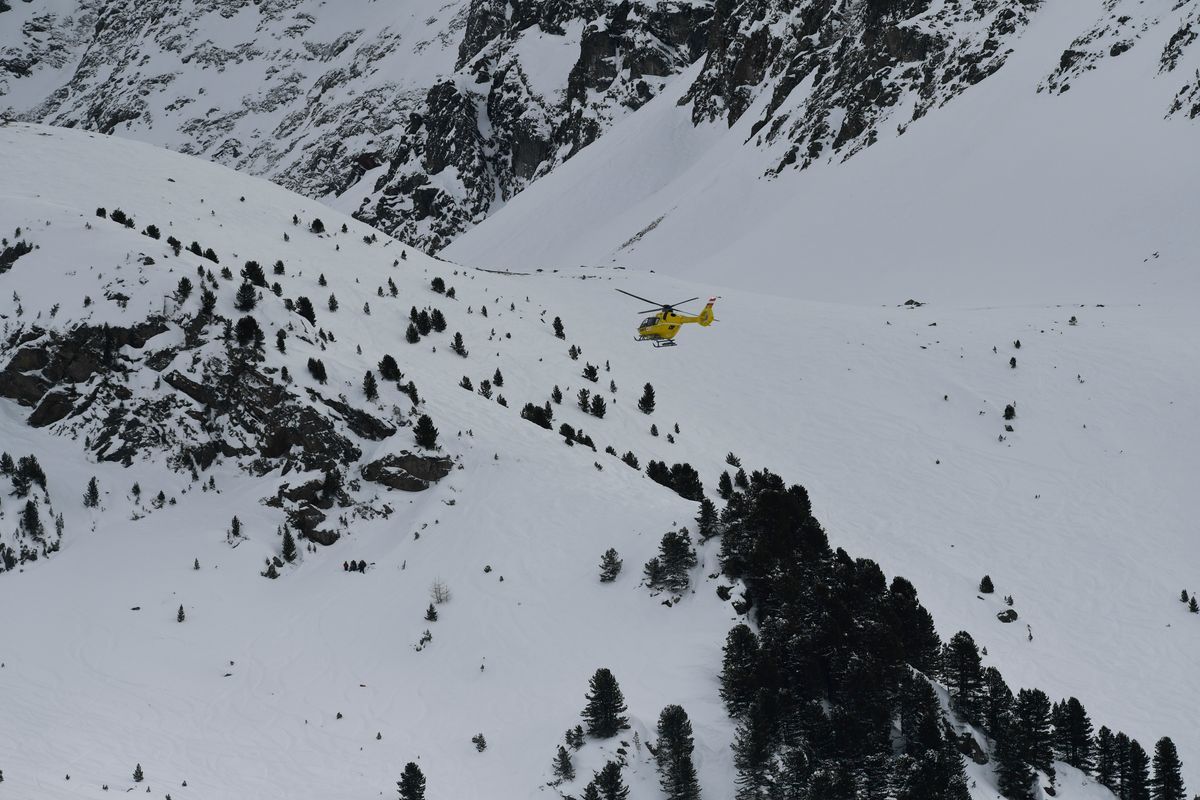 24-jähriger skifahrer bei sturz in st. leonhard schwer verletzt