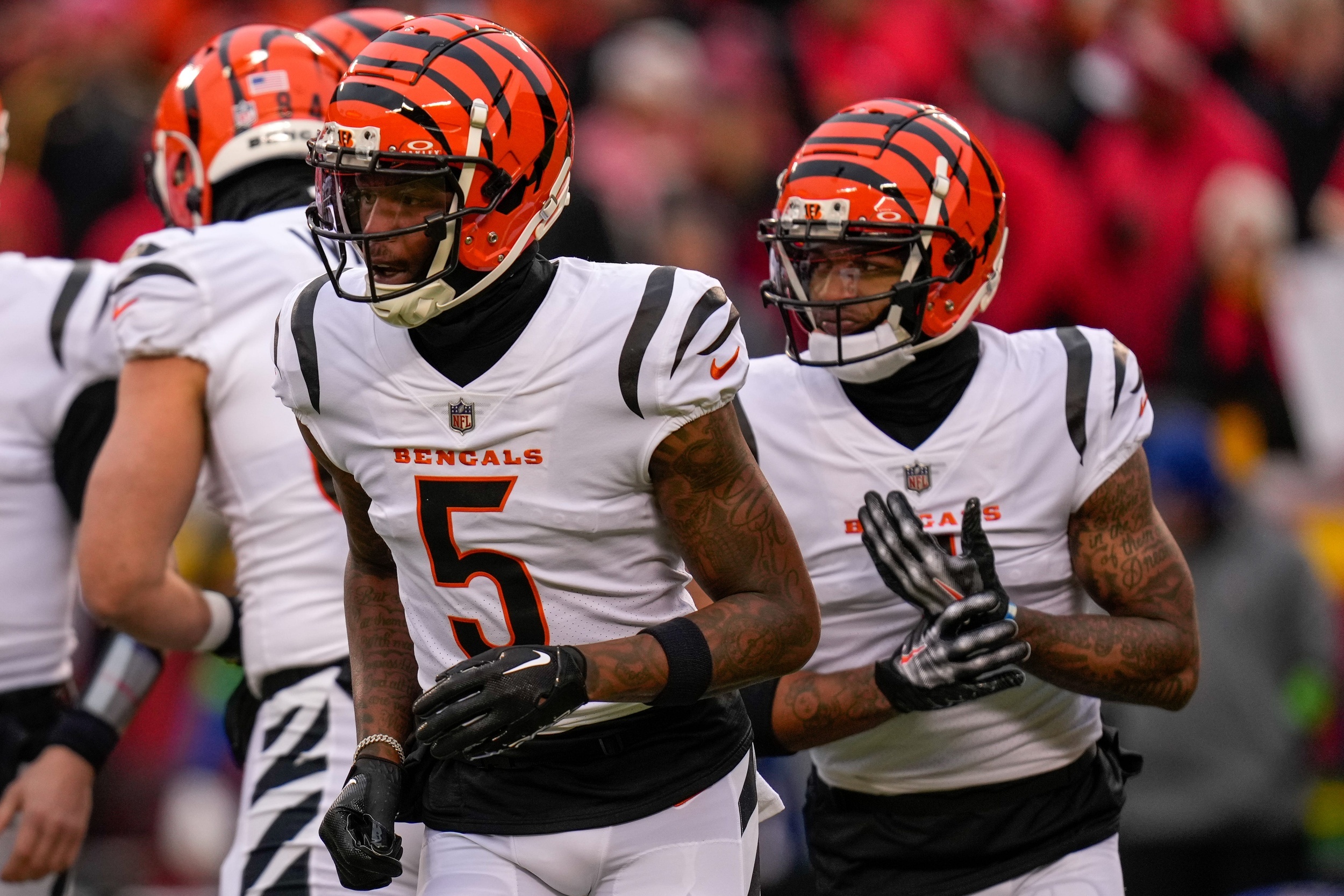 bengals hc, exec open up about extensions for top wrs tee higgins, ja'marr chase