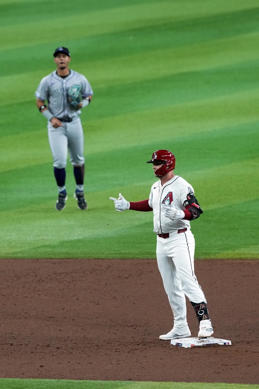 Diamondbacks Score Most Runs (14) In Opening Day Inning Since 1900