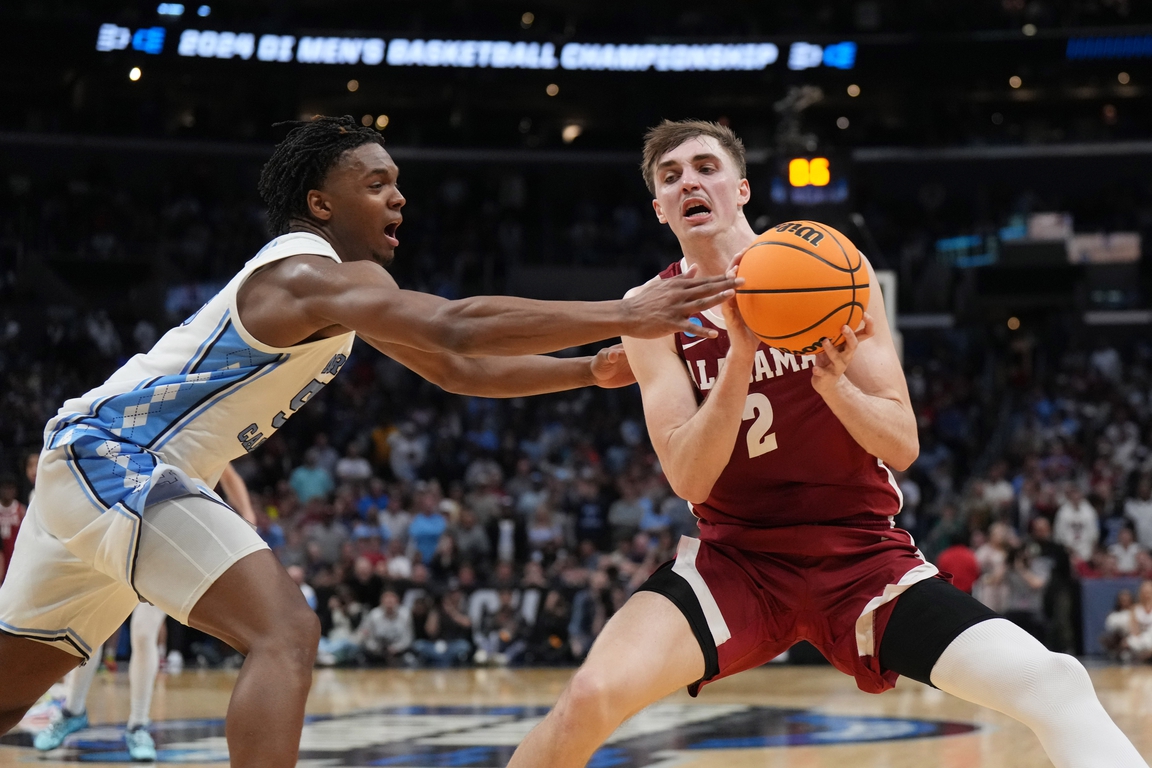 Tide topple top-seeded Tar Heels to reach Elite 8