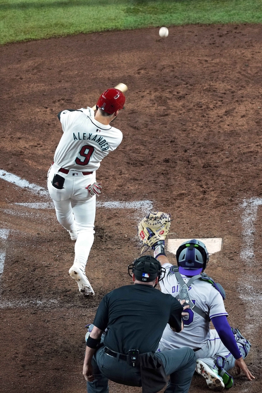 Diamondbacks Score Most Runs (14) In Opening Day Inning Since 1900