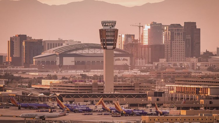 Multiple Flights Delayed, Phoenix Sky Harbor Reports