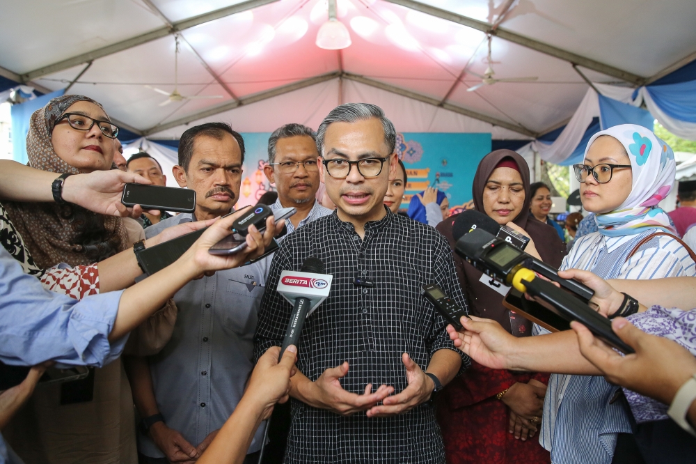 fahmi: top leaders in unity govt will vet proposed deal before presenting it to the opposition