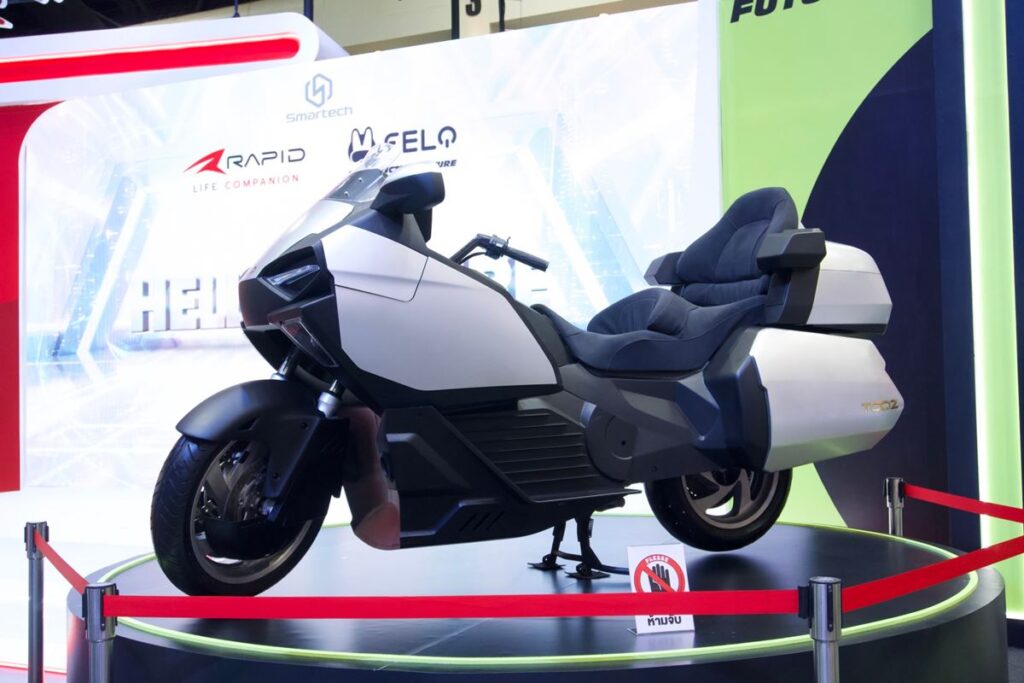 android, deze enorme elektrische motorfiets heeft een bereik van 720 kilometer