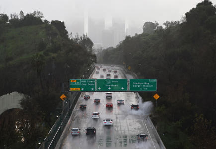 California Cities Getting Hit With Another Storm Sparks Mudslide Warning<br><br>