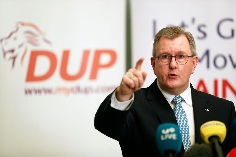 jeffrey donaldson resigns as leader of the dup