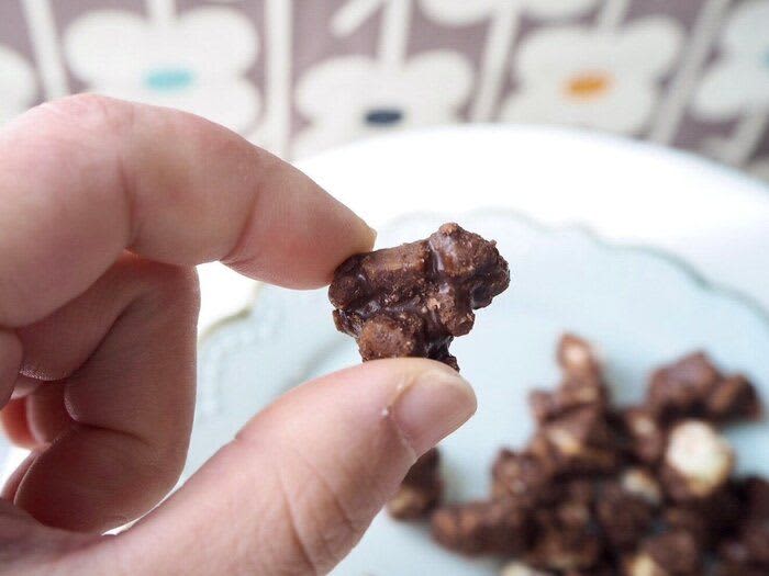 【シャトレーゼ】「食べだしたら止まらない～！」マニアいちおしやみつきチョコ菓子