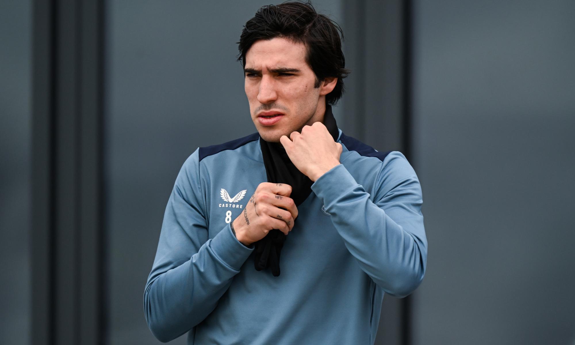 ‘i’d be hugely disappointed’: eddie howe asks fa not to extend tonali ban