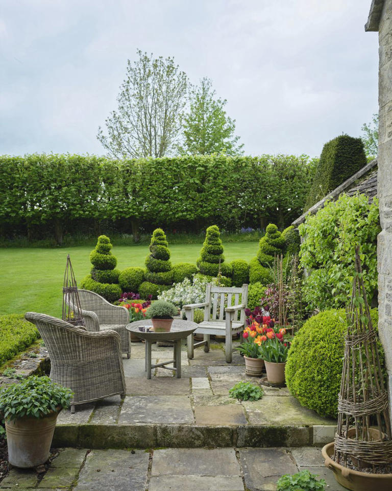 These 70 Beautiful Patio Ideas Have Us Dreaming of Backyard Gatherings