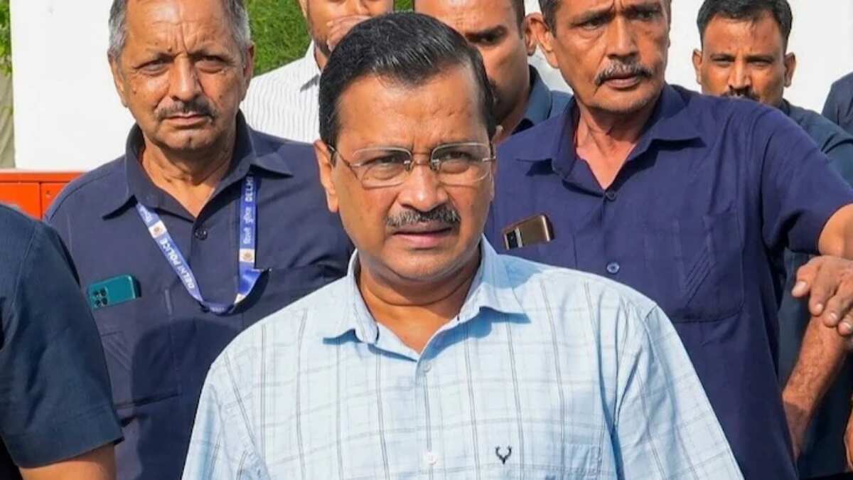 trouble mounts for kejriwal as delhi lg recommends anti-terror probe against him over sfj funding
