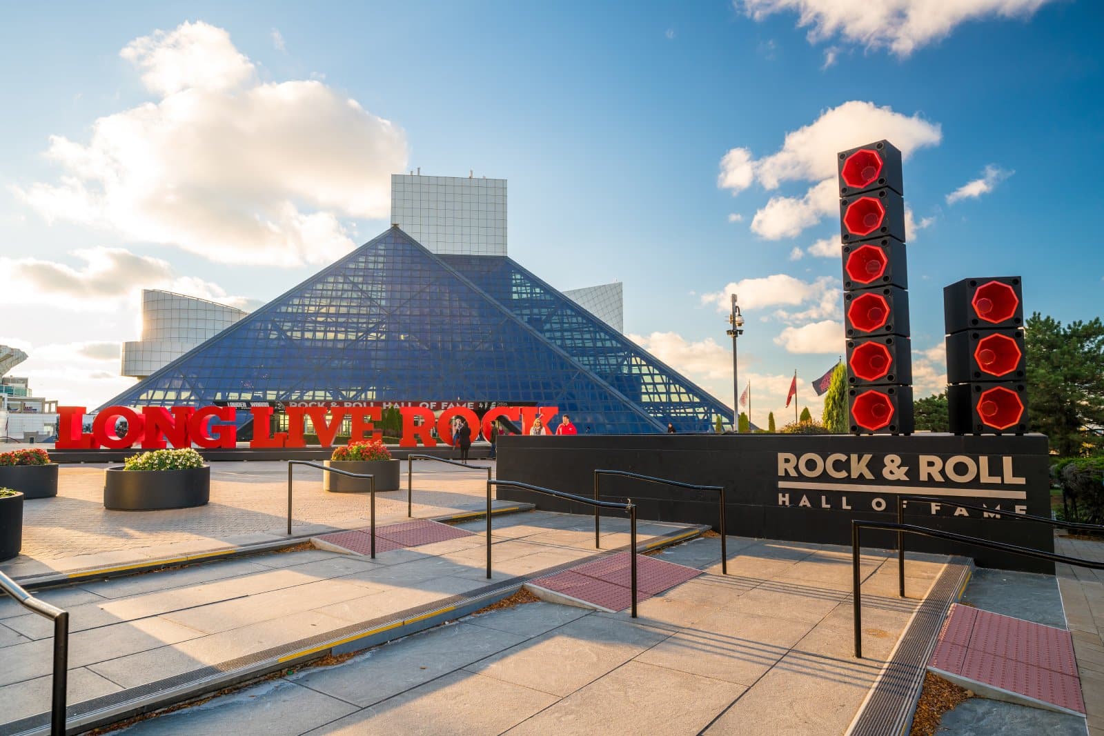 <p class="wp-caption-text">Image Credit: Shutterstock / f11photo</p>  <p><span>The Rock & Roll Hall of Fame, located on the shores of Lake Erie in Cleveland, is a modern museum dedicated to honoring and preserving the history of the most influential artists, producers, engineers, and other notable figures who have had a major impact on the development of rock ‘n’ roll. Its exhibits span genres and generations, featuring memorabilia, audio and video clips, and interactive stations.</span></p>