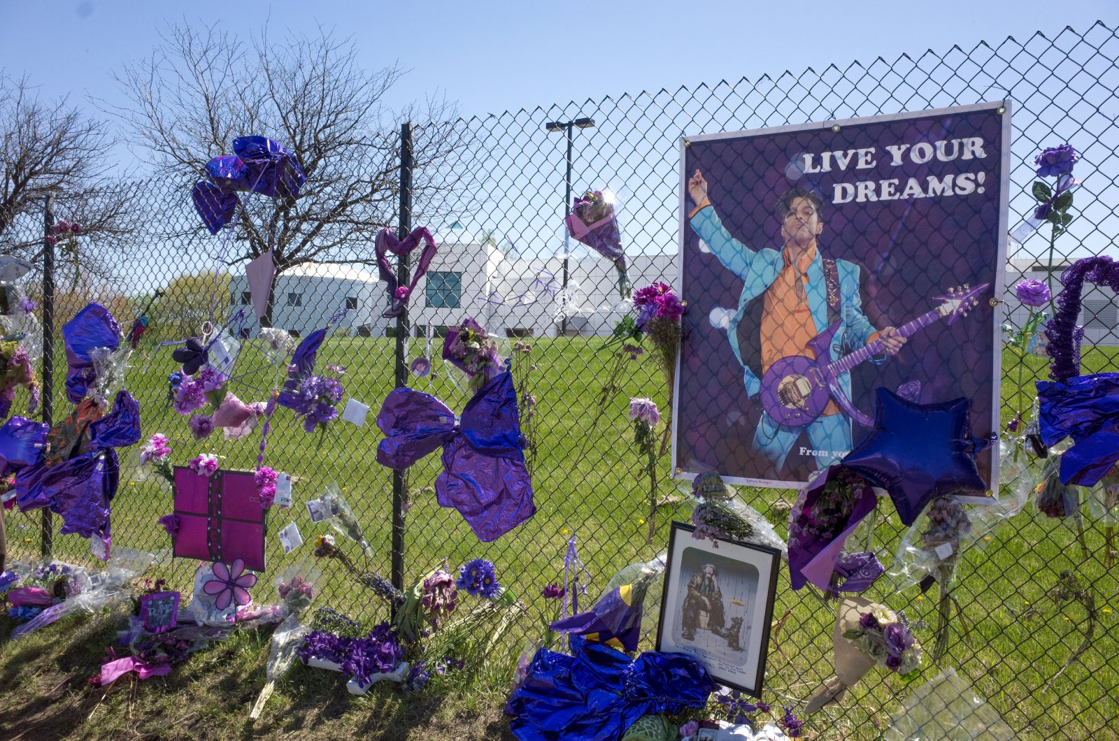 <p class="wp-caption-text">Image Credit: Shutterstock / Steve Skjold</p>  <p><span>Paisley Park was the home and recording studio of the legendary artist Prince. Now open to the public as a museum and memorial, visitors can explore the studios where Prince recorded his most famous songs, see his concert wardrobes, and view his personal archives. Paisley Park offers a unique insight into the creative process of one of music’s most innovative and influential figures.</span></p>