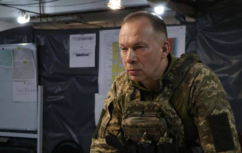 ukraine's army commander explains fate of russian troops in case of advance on kharkiv