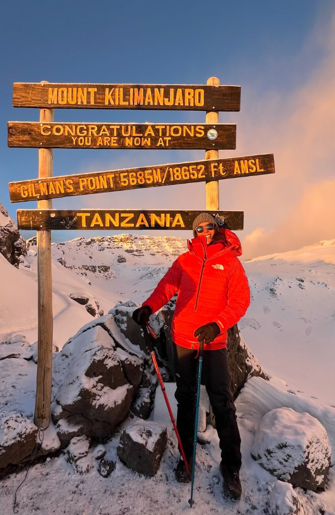 descubra como é subir o kilimanjaro pela rota lemosho