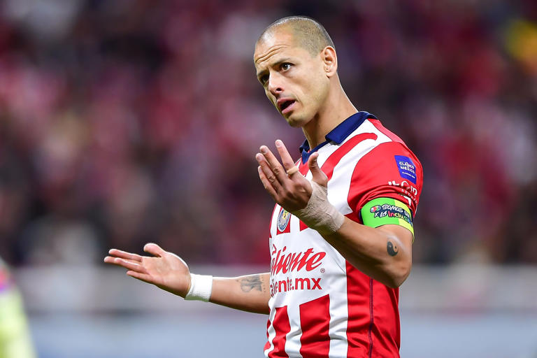 Why isn’t ’Chicharito’ Hernández playing for Chivas against Monterrey
