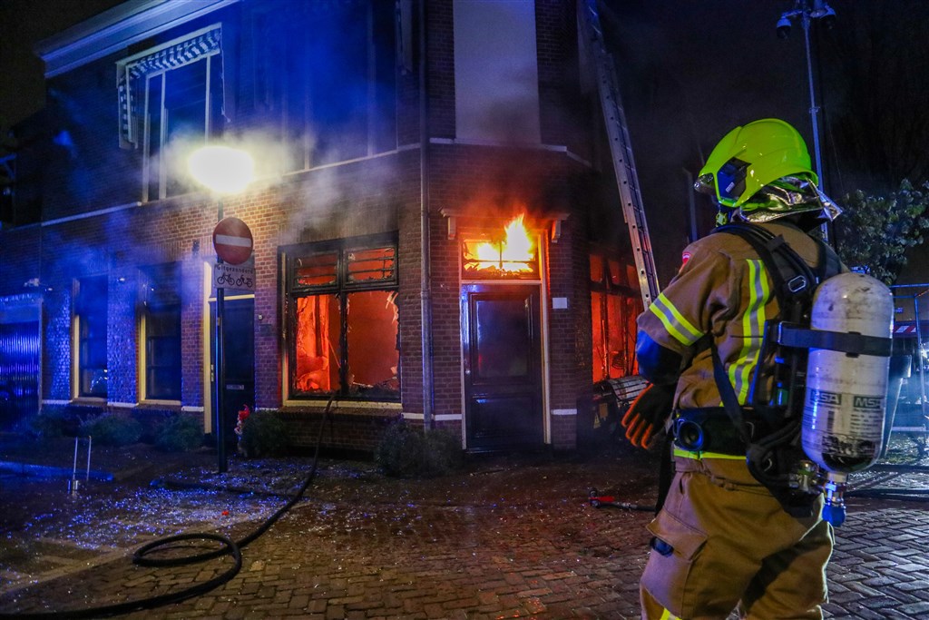 Drie Gewonden Bij Explosie Vlaardingen, Gelinkt Aan Bedreigde Loodgieter