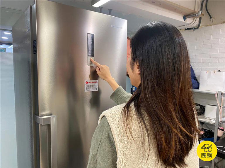 企業購置能效一級或有節能標章冷凍櫃可申請經濟部商業設備汰舊換新補助。（圖／品牌業者提供）