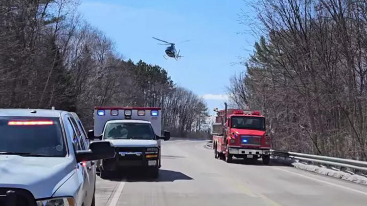 MN State Patrol investigating crash with injuries on Highway 8