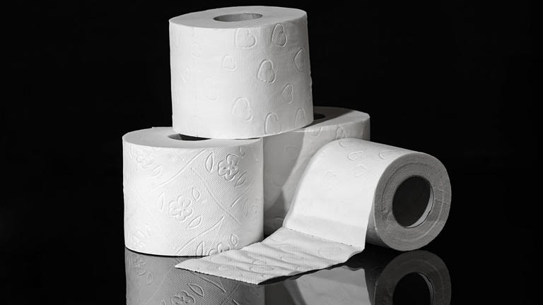 Por qué el papel higiénico es blanco: estos son algunos motivos