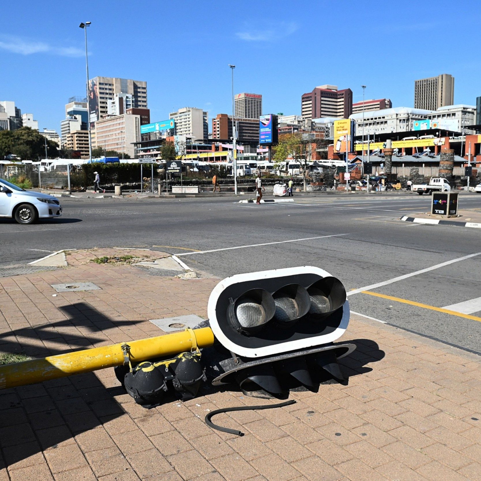 once africa’s world-class city, johannesburg is decaying before residents’ eyes