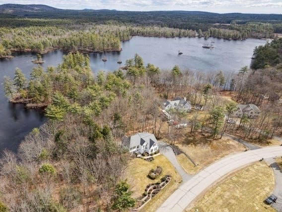 Waterfront Property On Dubes Pond In Hooksett: Nearby Wow