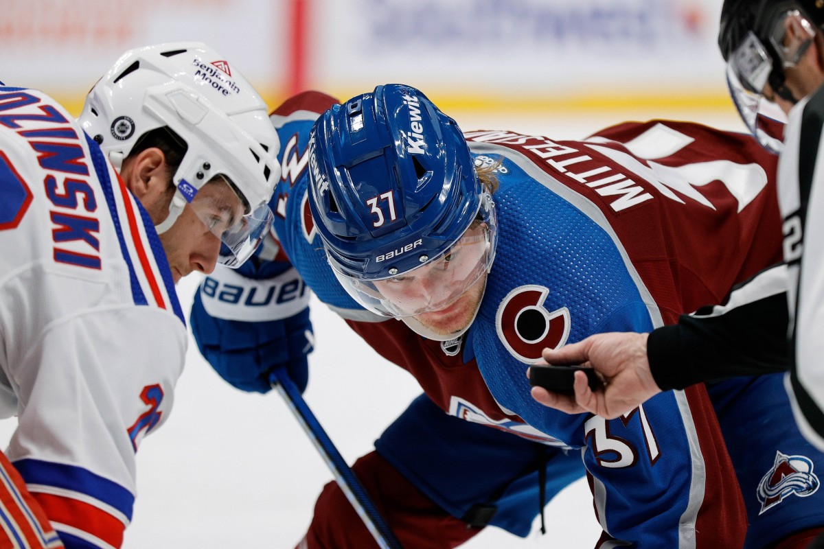 Avalanche Forward Casey Mittelstadt Scores Power-play Goal With Top Unit