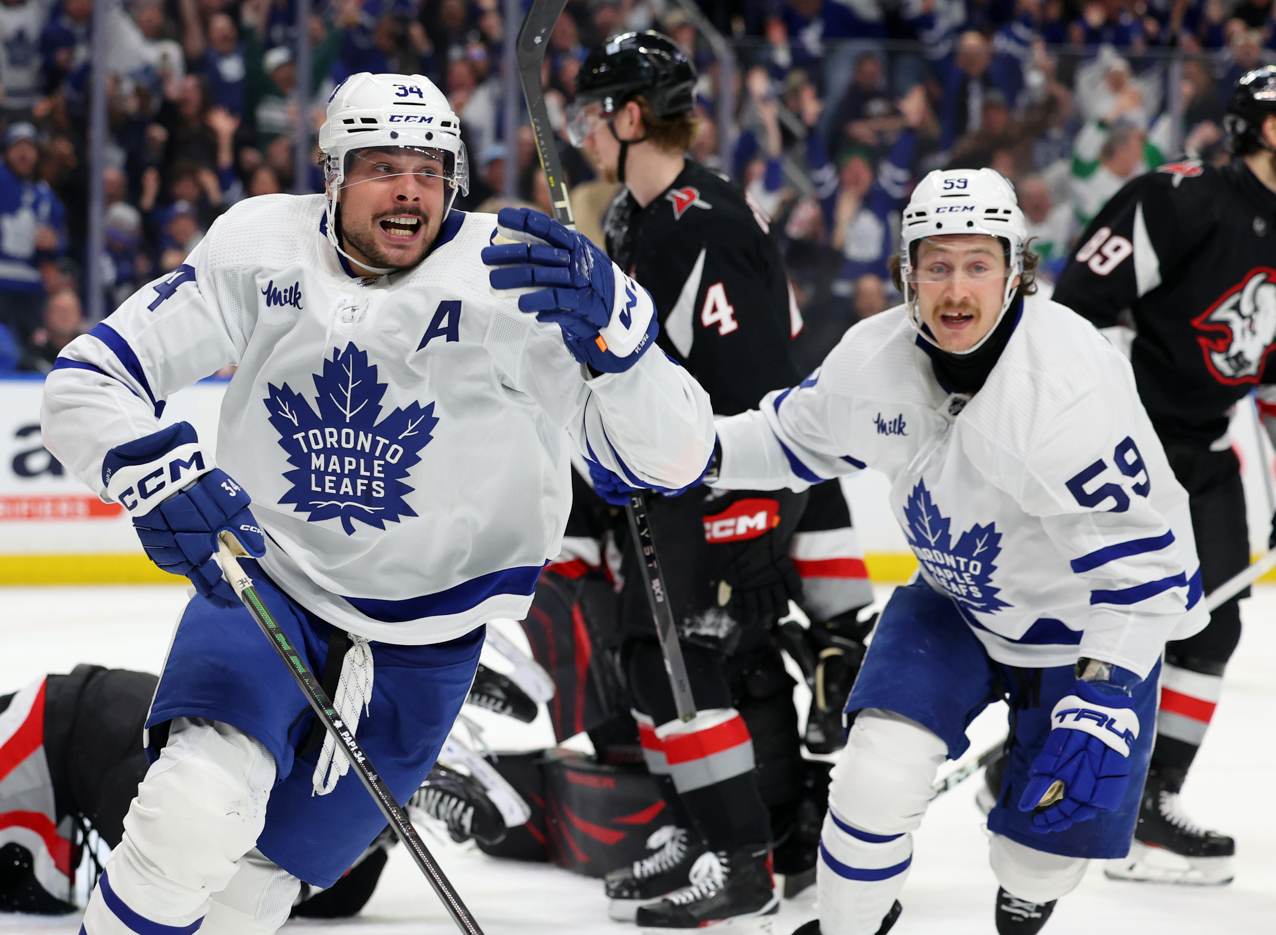 Maple Leafs’ Auston Matthews Scores 60 Goals, Again