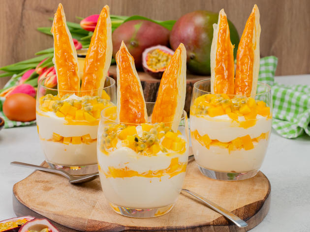 Beim fruchtigen Eierlikör-Mango-Schichtdessert ist jeder Nachtisch-Fan ...