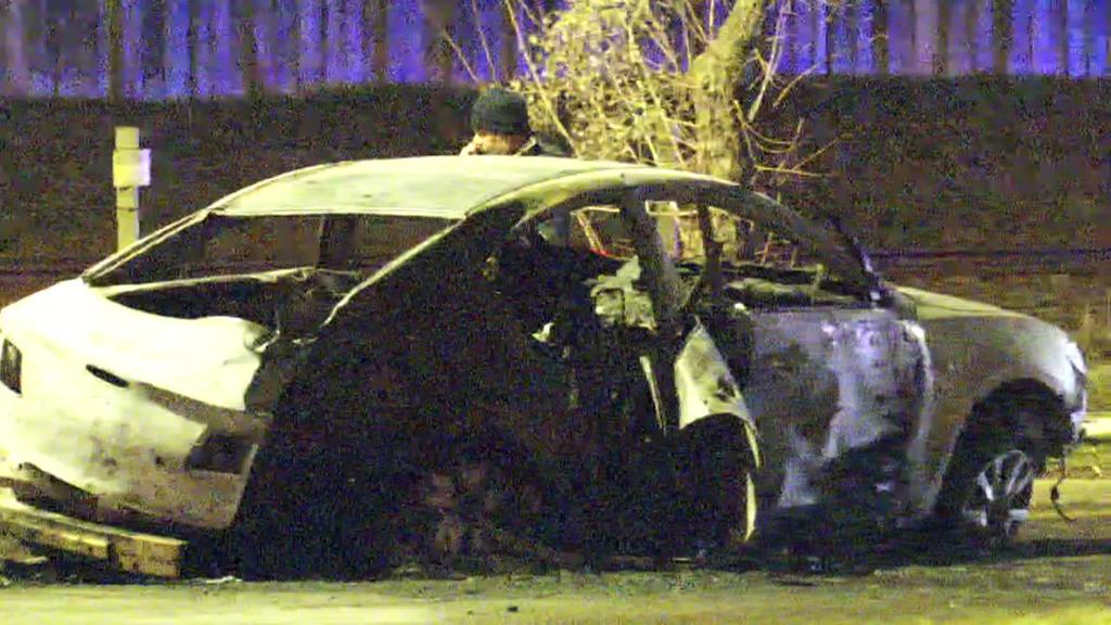 Fiery Crash On Minneapolis' Hiawatha Avenue Leaves 1 Dead, 1 Hurt ...