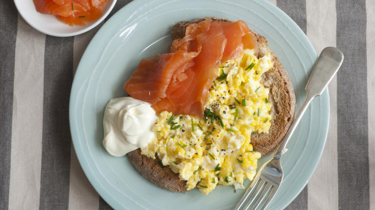 The Creamy Ingredient Bobby Flay Dollops Into His Scrambled Eggs