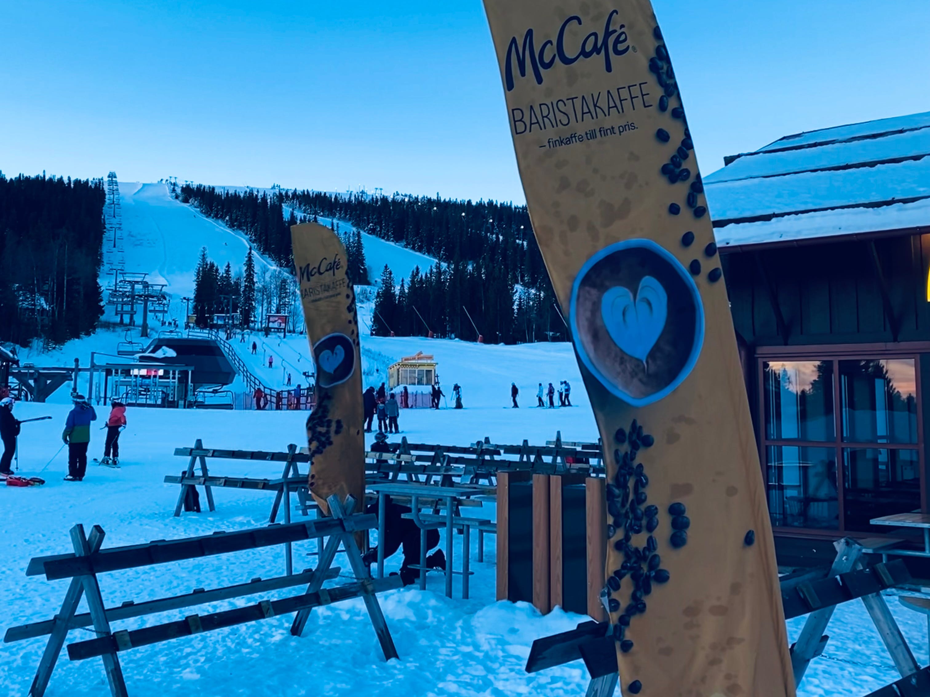 <ul class="summary-list"><li>McDonald's has just one McSki, or Ski-Thru, located in one of Sweden's biggest resorts.</li><li>Hunger skiers can stop for hot chocolates, Big Macs, and doughnuts.</li><li>It offers table service, or you can ski off with your food.</li></ul><p>In the US it's easy to get a Big Mac delivered to your house or order one at the drive-thru, but one restaurant in Sweden lets you ski off with your meal.</p><p>McDonald's has just <a href="https://www.businessinsider.com/mcdonalds-menu-items-europe-germany-austria-italy-switzerland-2023-3">one restaurant</a> with a so-called Ski-Thru, located at the Lindvallen <a href="https://www.businessinsider.com/sc/a-beginners-guide-to-mastering-your-first-ski-trip">ski resort</a> in Sälen, Sweden.</p><p>The McSki restaurant, as it's also known, opened in 1996 and feeds hungry skiers throughout the winter.</p><div class="read-original">Read the original article on <a href="https://www.businessinsider.com/mcski-sweden-ski-thru-mcdonalds-photos-2024-3">Business Insider</a></div>