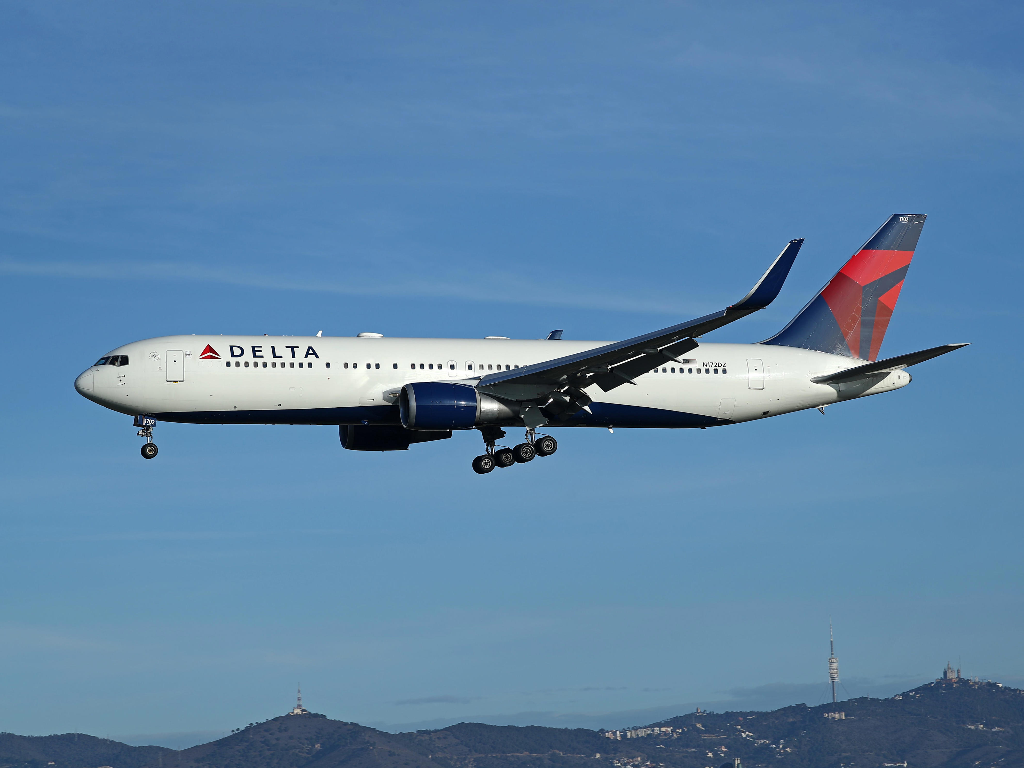 Taylor Swift Fan Sues Delta Air Lines After Being Sexually Assaulted By ...