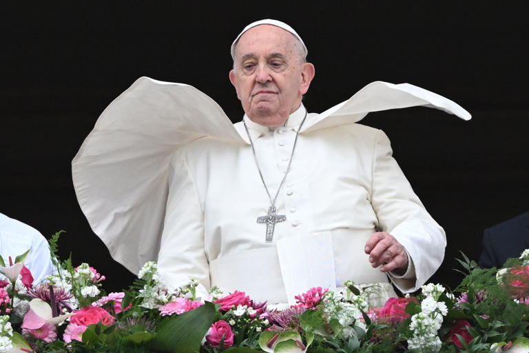 Pope’s Easter speech renews calls for peace in Gaza, Ukraine