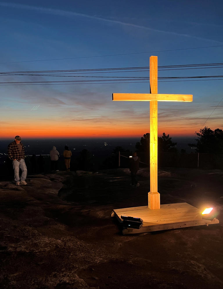 Thousands ascend Stone Mountain at dawn for annual Easter Sunrise Service