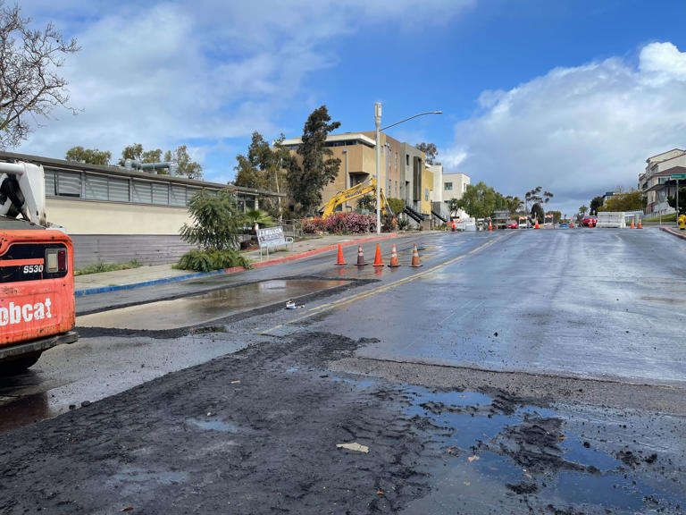 Sinkhole closes First Avenue in San Diego's Bankers Hill amid storm