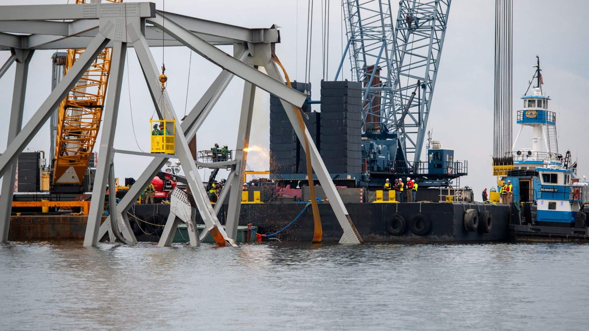 1st pieces of collapsed Baltimore bridge removed from wreckage