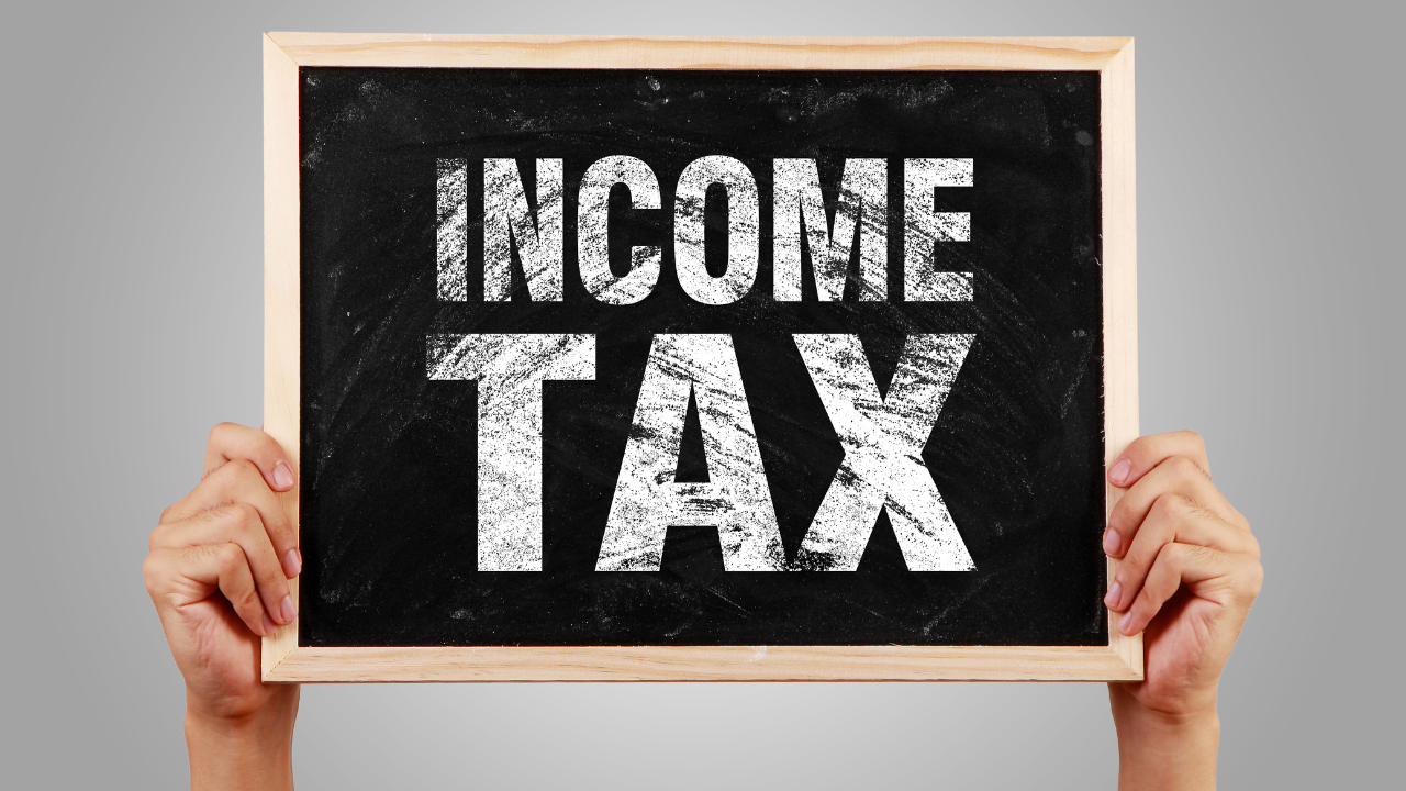 New Tax Regime Vs Old Tax Regime Which Is Best Check Key Differences In Income Tax Slabs 9866