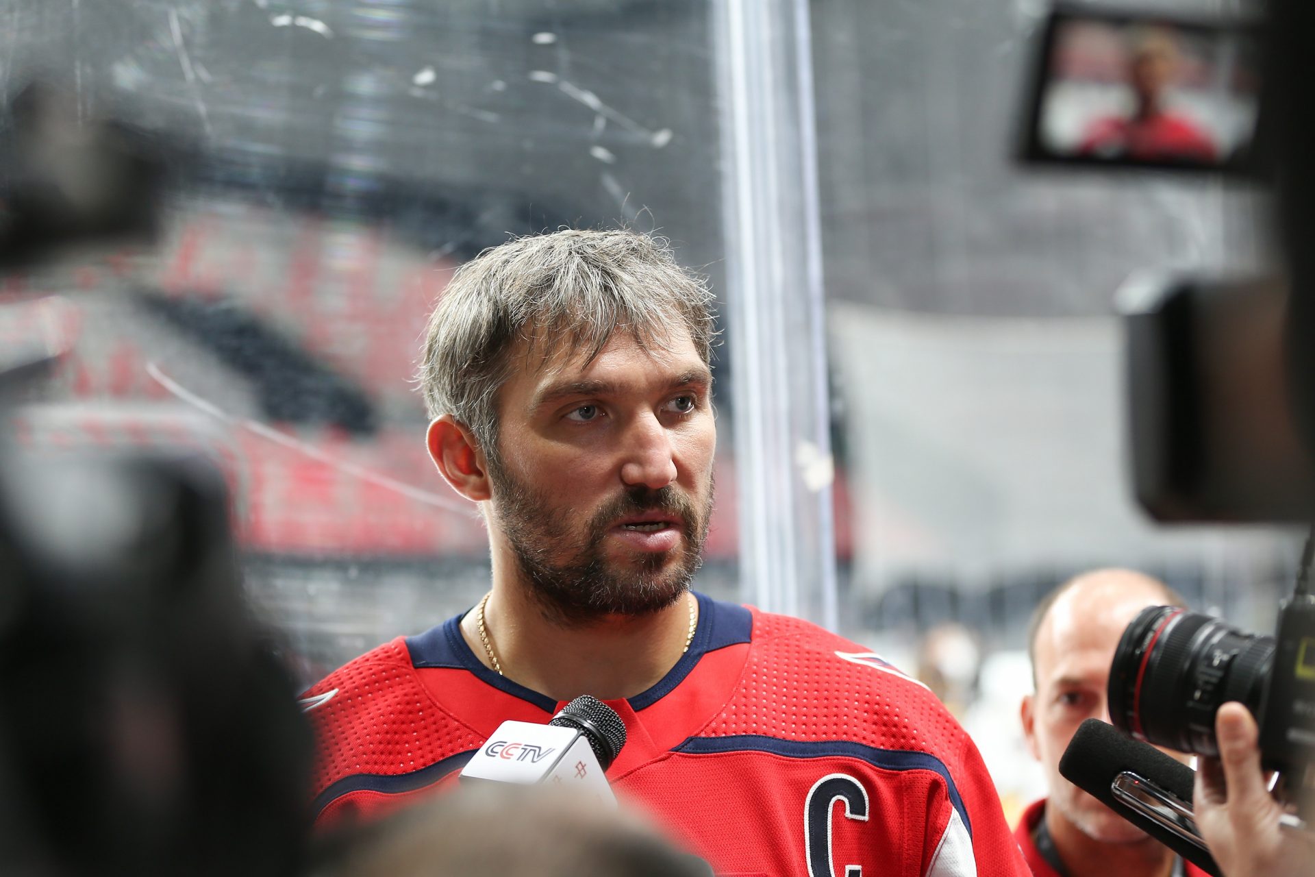 Alex Ovechkin Is Chasing Wayne Gretzky's Legendary Hockey Record