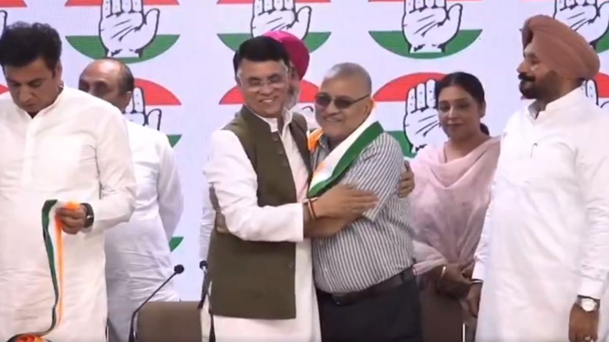 Former MP Dharamvir Gandhi Joins Congress Ahead Of Lok Sabha Polls ...