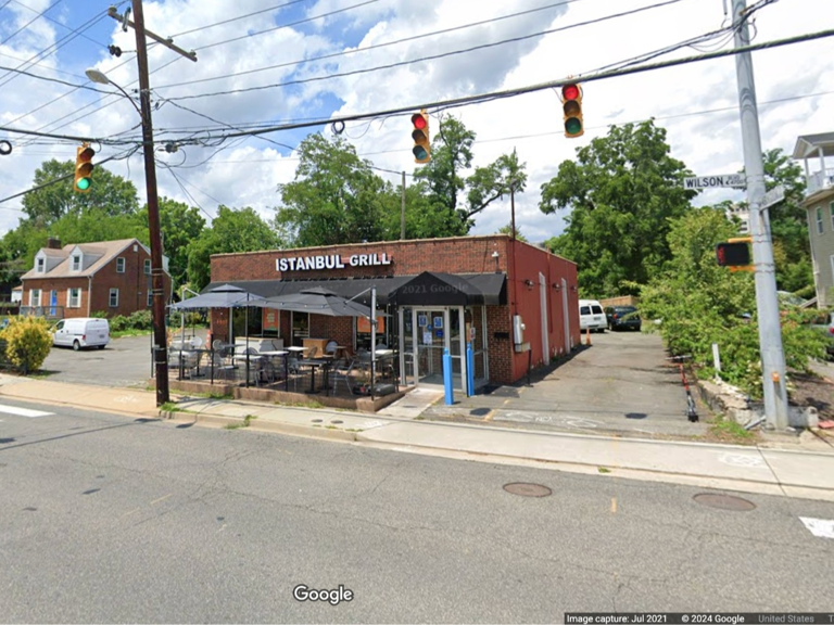 Arlington Eatery Serves 1 Of Post Food Critic's Favorite Meals: Report