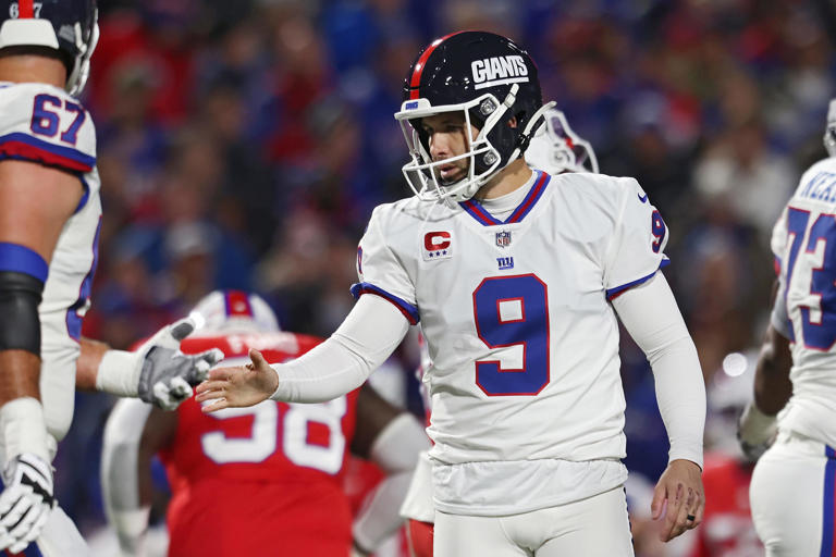 ORCHARD PARK, NEW YORK - OCTOBER 15: Graham Gano #9 of the New York Giants reacts after kicking a field goal in the first quarter of a game against the Buffalo Bills at Highmark Stadium on October 15, 2023 in Orchard Park, New York. (Photo by Bryan M. Bennett/Getty Images)