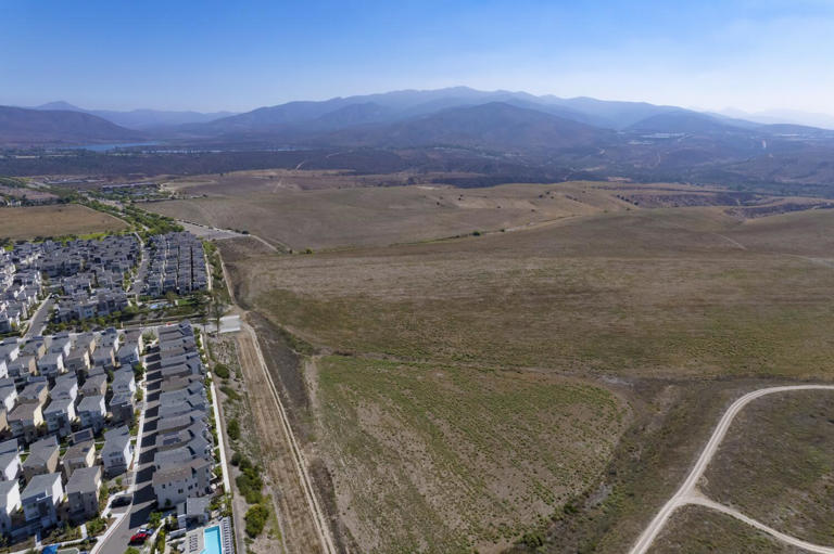 Chula Vista, CA - September 15: The proposed open space site for a future university in east Chula Vista near the intersection of Eastlake Parkway and Hunte Parkway. Thursday, Sept. 15, 2022 in Chula Vista, CA.
