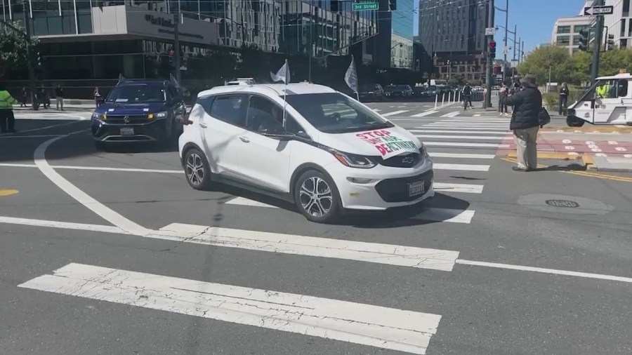 Rideshare Drivers Protest Uber And Lyft In SF Monday