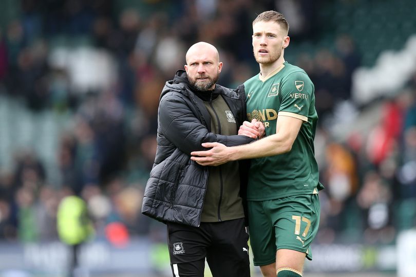 Ian Foster: Plymouth Argyle Players Giving Everything They Possibly Can